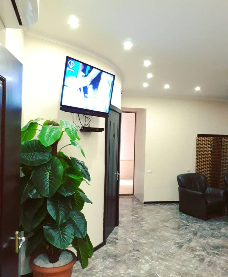 Getaway Hotel Tbilisi Exterior photo